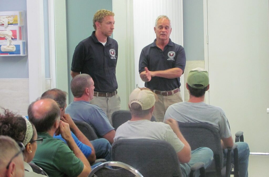 farrier-vet-discussion-speaker